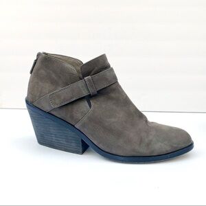 EILEEN Fisher Leather Ives Ankle Booties 9.5